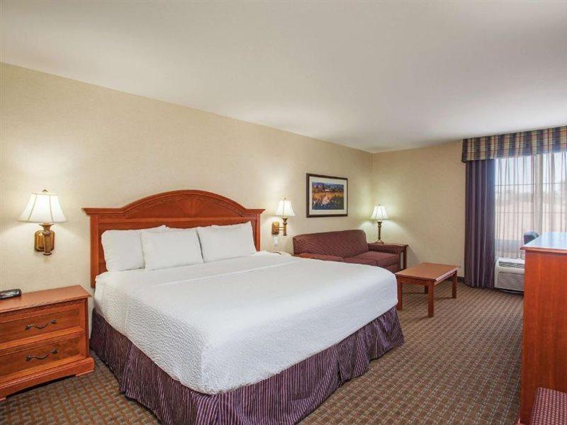 Hotel La Quinta By Wyndham 3*